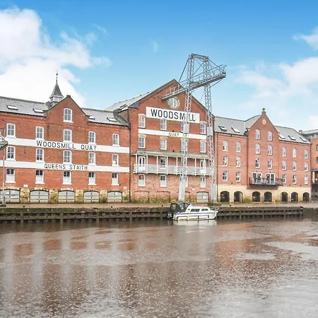 Riverside Apartment At Woodsmill Quay York Exterior photo